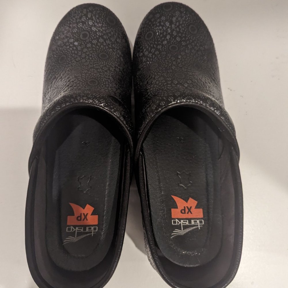 Dansko XP- Black Sparkle- Size 38 - Picture 2 of 8